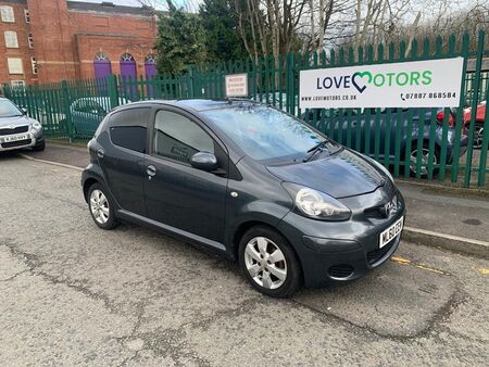 TOYOTA AYGO 1.0 VVT-i Go Euro 5 5dr