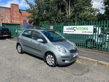 TOYOTA YARIS 1.3 VVT-i T3 5dr
