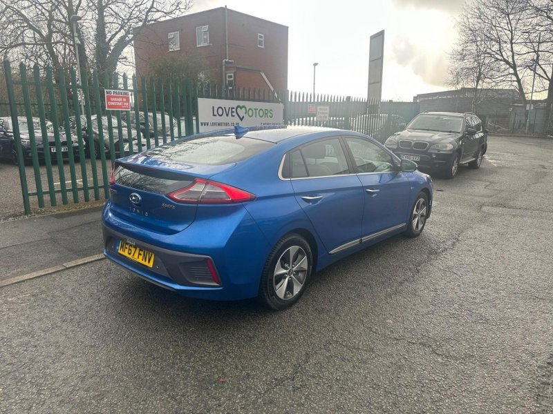 HYUNDAI IONIQ