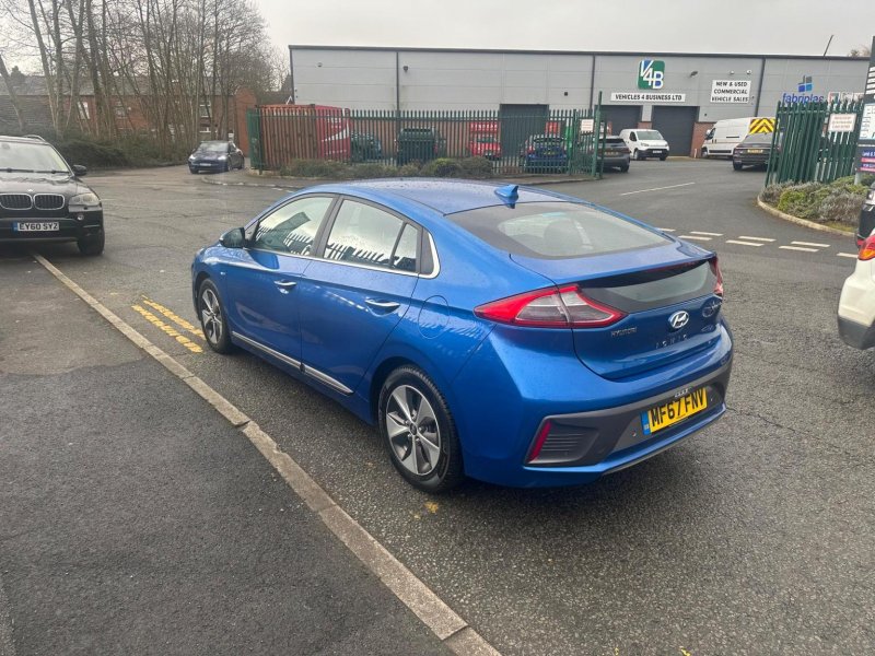 HYUNDAI IONIQ