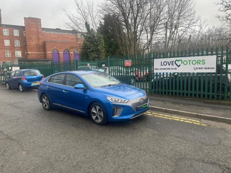 HYUNDAI IONIQ 28kWh Premium SE Auto 5dr