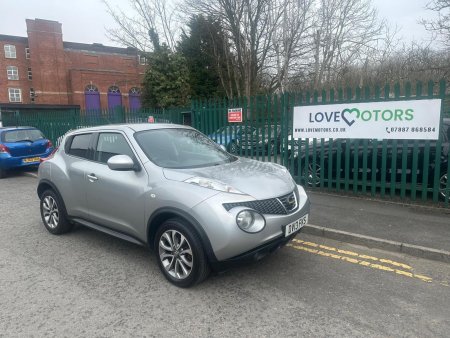 NISSAN JUKE 1.6 DIG-T Tekna CVT 4WD Euro 5 5dr
