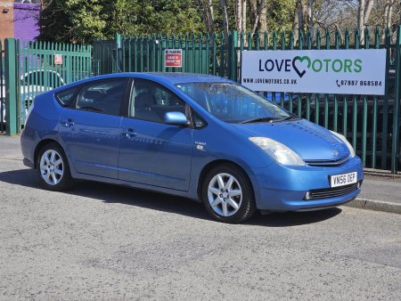 TOYOTA PRIUS 1.5 T Spirit CVT 5dr