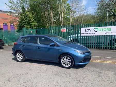 TOYOTA AURIS 1.8 VVT-h Business Edition CVT Euro 6 (s/s) 5dr (Safety Sense)