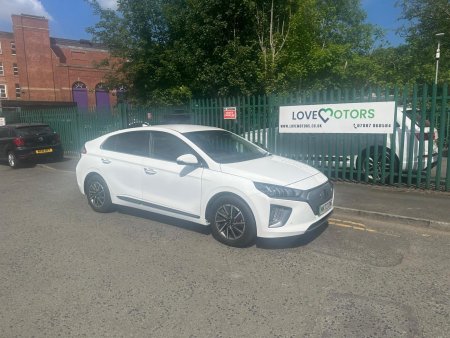 HYUNDAI IONIQ 38.3kWh Premium SE Auto 5dr